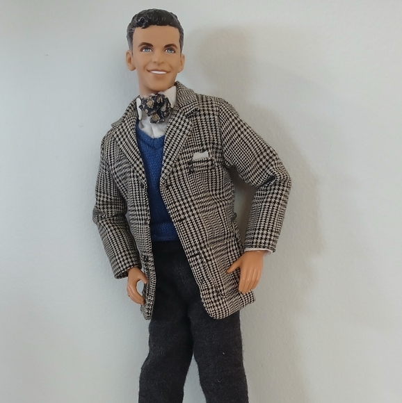 Frank Sinatra doll - Picture 3 of 3